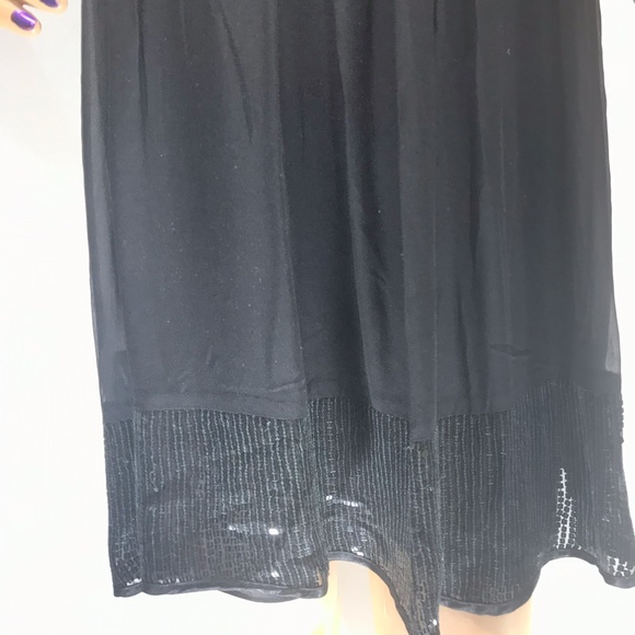 FOR BUNDLES ONLY JUST LIKE NEW
Black square sequin zb-23 - Picture 5 of 9